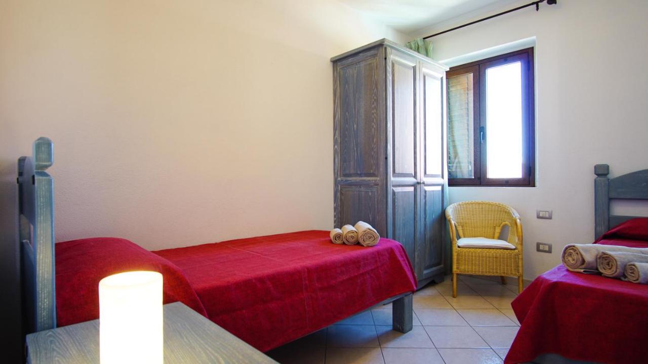 Carlo Felice Apartment Santa Teresa Gallura Ngoại thất bức ảnh