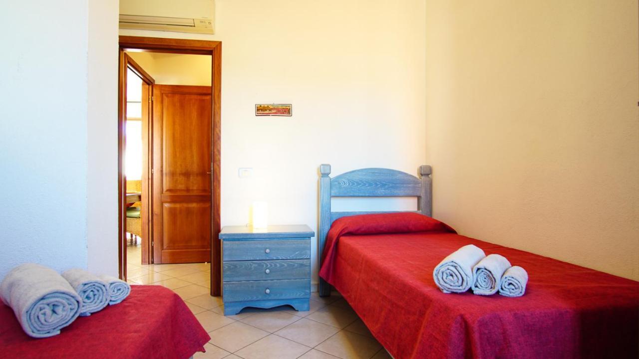 Carlo Felice Apartment Santa Teresa Gallura Ngoại thất bức ảnh